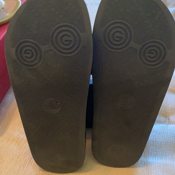 Gucci slides - Picture 2 of 3